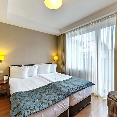 Hotel Regnum & 5*