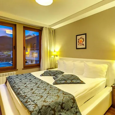 Hotel Regnum & 5*