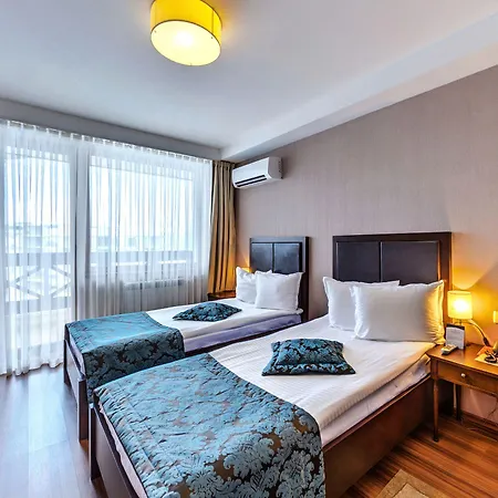 Regnum & ホテル バンスコ