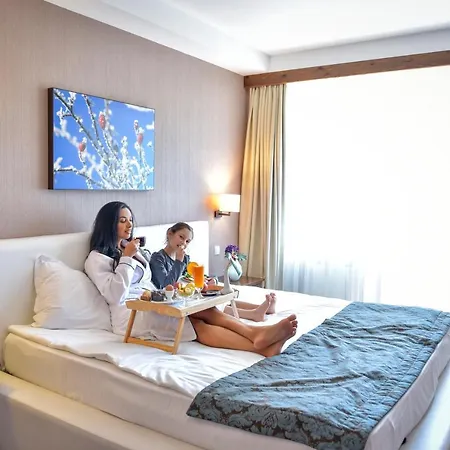 Regnum & 5* Bansko
