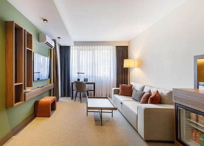 מלון Regnum & בנסקו